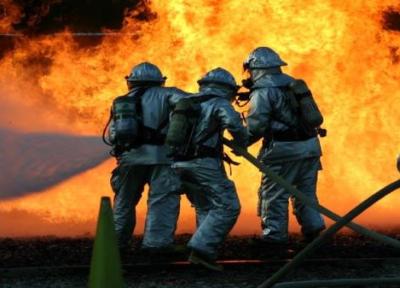 نجات 70 نفر از آتش سوزی در یک مجتمع مسکونی